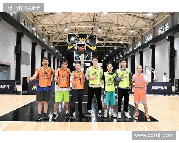 成都篮球队在精英赛中的比赛经验与表现分析与点评