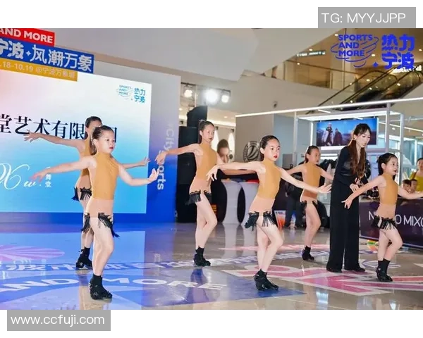 时尚运动风潮足球明星服套装男士专属打造尽显魅力与活力